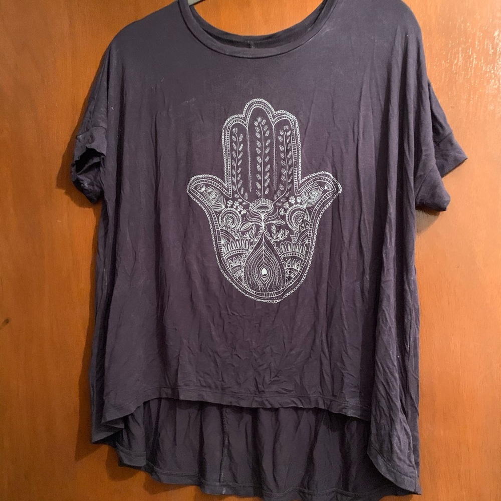 🔴Hamsa t shirt🔴